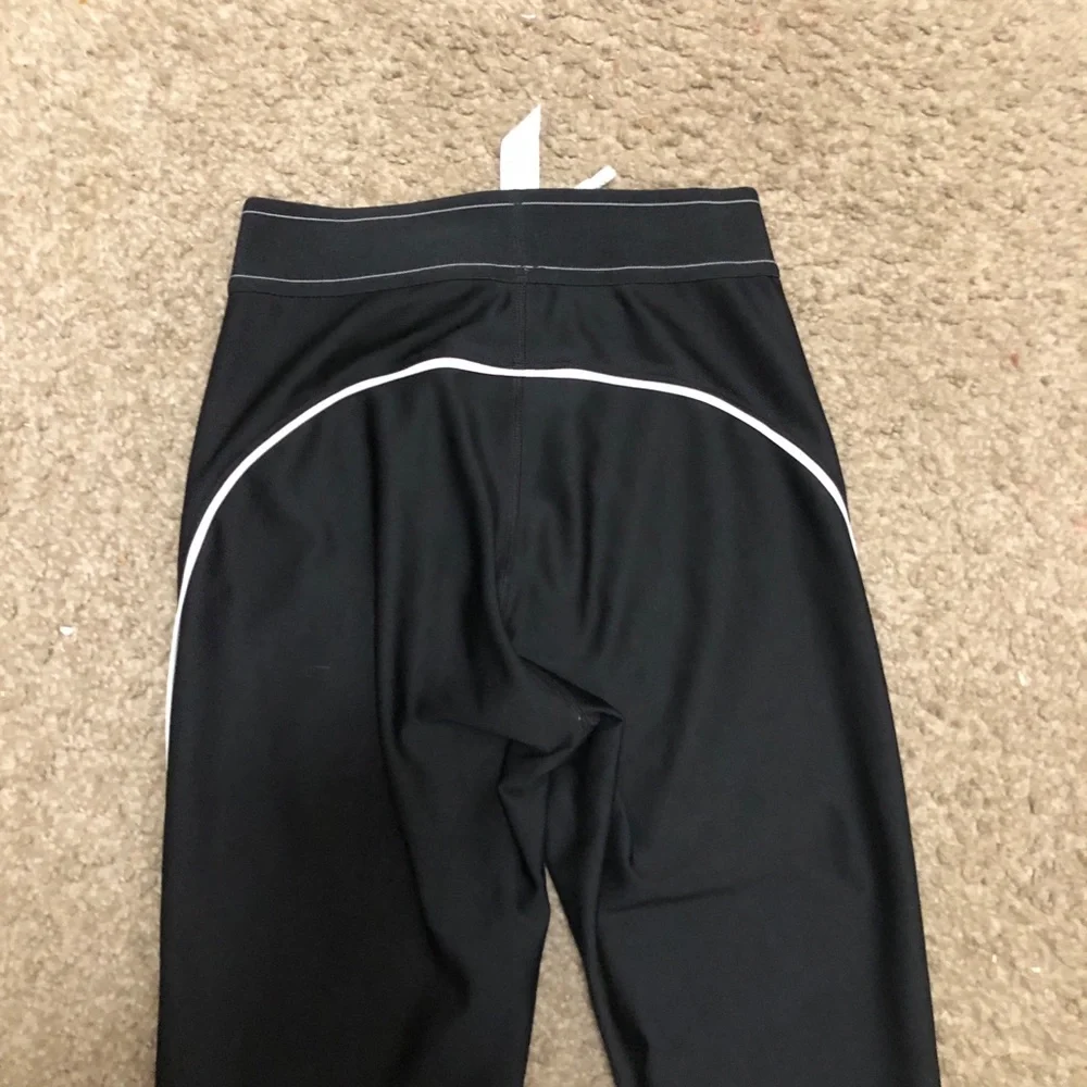ALO Yoga Black Leggings Size Small Great Conditions